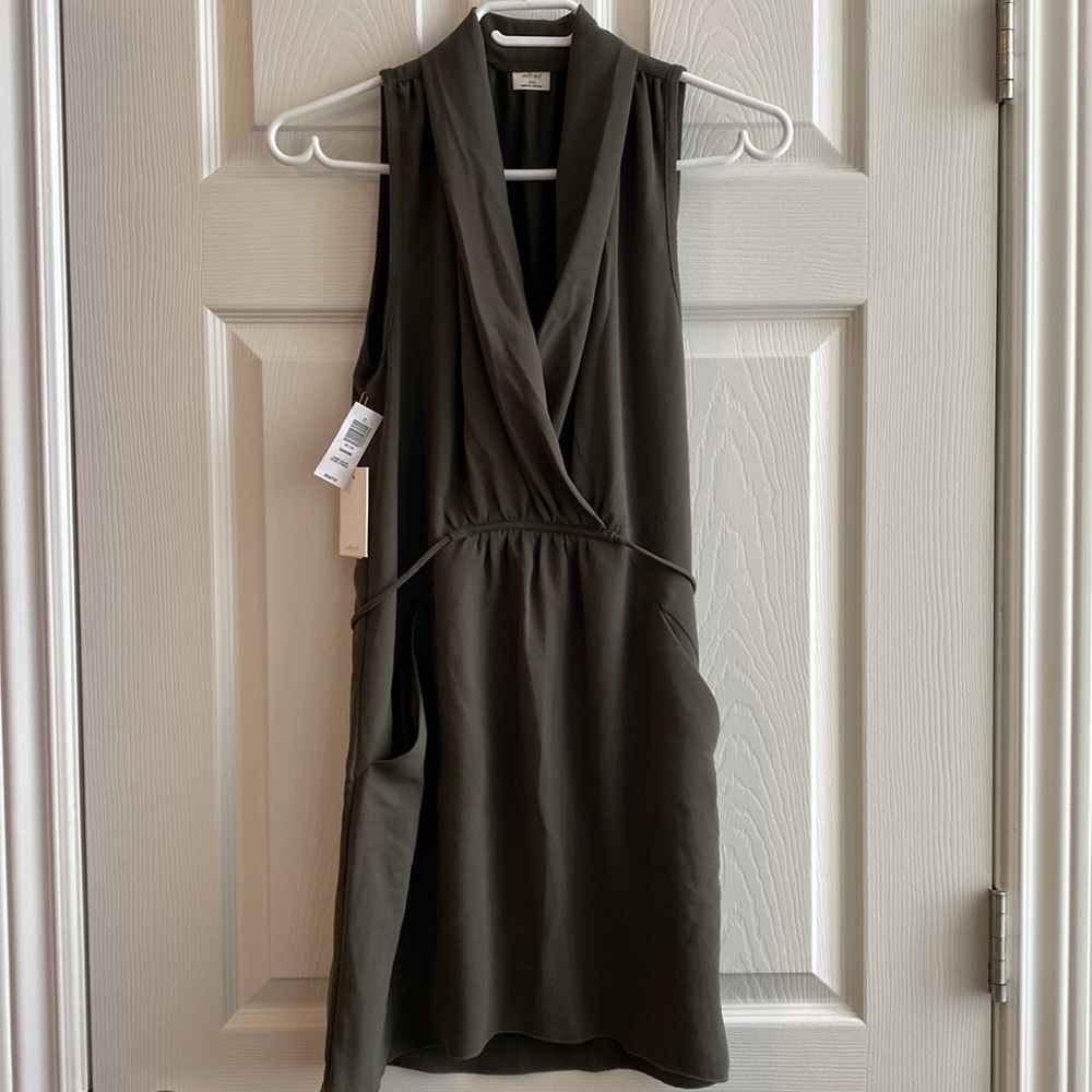 Aritzia Green Sheath Midi Dress V-Neck Sleeveless